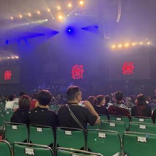 8月10日(月)東京：日本武道館：人生初の日本武道館‼️ほぼ泣いてた。
今まで本当にありがとうございました‼️
13歳からずっと聴き続けて現在48歳。
ずっと僕の人生の隣にいてくれたT-BOLAN。
そしてこれからもよろしくお願いいたします‼️

