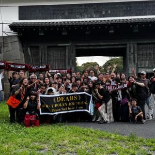 8月10日(月)東京：日本武道館：嵐士さん、まずは本当にお疲れ様でした！
最高のラストLIVEでした！

24曲全てが心に響きました！
アンコールでは、僕らからのサプライズ♫
「離したくはない」の大合唱、メンバーの皆さんに届いていたでしょうか？
届いていてほしい！

そして、ここからまた新たなスタート。
2年後、どんな形になるのか…
「僕らも参加して作り上げるプロジェクト」ムッチャ楽しみにしています！

これからも一緒にENJOYしましょう♪