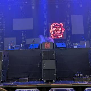 8月10日(月)東京：日本武道館：武道館ライブに参加できて、とても幸せでした～🤩
サプライズ登壇の近藤房之助さんとの「声なき声が聞こえる」生歌最高‼️