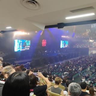 8月10日(月)東京：日本武道館：日本武道館に参加出来て良かった！
４人揃ってのステージにはならなかったけど、最高でした!！
