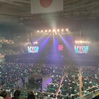 8月10日(月)東京：日本武道館：大阪府民の私、過去に推しアーティストのライブが武道館でありましたが、交通費に宿泊費も含むと大変な出費になるし、そこまでして参戦しなくてもと、諦めてました。

でも今回はデビューから好きだったT-BOLANのLASTLIVE！
これは行かなきゃ絶対後悔する、行くぞっと即決でした。

いざ、当日というか、前日からテンション上がりすぎて睡眠不足のまま武道館へ向かいました。

物販長蛇の列も暑いけど何のその、シャツとその他諸々ゲットして武道館へ入場。
着席して全体を見ていると、いろんな思い出が溢れてきました、まだ始まってないのに感動のあまり涙腺崩壊しました。
オープニングから終演まで全曲歌いました、感動、楽しすぎる一夜になりました。

嵐士のサプライズ発言には嬉しさと寂しさを覚えました。
でもどんな形にしろ終わりはないのは確かと自分に言い聞かせました。
これからもずっと動向を見守っていきます。

武道館最高