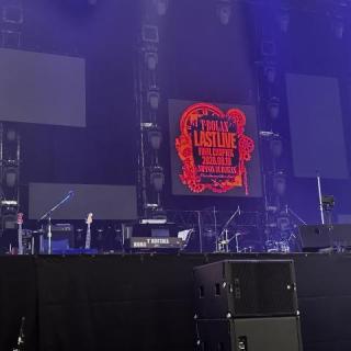 8月10日(月)東京：日本武道館：武道館Liveお疲れさまでした。そして素敵な時間をありがとうございました。
記念すべきラストLiveをVVIP席で拝聴でき感動で記憶に残る最高のLiveとなりました。