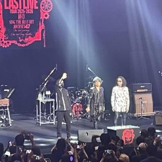 9月13日(土)千葉：市川市文化会館 大ホール：ステージ終了後の手を振ってくれてる上野さん
多分上野さん以上に観客全員が元気をもらった瞬間ですね