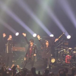 11月24日(月・祝)神奈川：カルッツかわさき：川崎、盛り上がりましたね！
前列とステージ、めちゃくちゃ近い？？？私達は26列目でしたが、その近さに興奮してました！羨ましい✨
また上野さんの笑顔も見られて、本当に嬉しい。沢山のエネルギー送りましたよ！
T-BOLANを好きでよかったなと、毎回思います！大好きです！