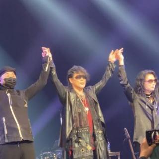 10月25日(土)静岡：焼津文化会館 大ホール：私は初めての静岡県でした。行ったことのない場所にもワクワクドキドキで出かけて行けるのはそこにT-BOLANがいてくれるから。

すごく幸せな時間がそこにあることを知ってるから。一夜一夜が特別で、本当にかけがえのない時間です。毎回最高に幸せなライブを本当にありがとうございます♡