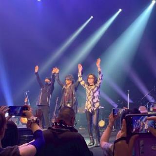 10月11日(土)福井：敦賀市民文化センター：待ちに待ったツアー初参戦
やっぱり何回行ってもT-BOLANのライブは
私の青春そのもの。ラストツアーは寂しいけど、上野さんがどんどん良くなって来ていてみんなのパワーが、届いている事が本当に嬉しいです。次は島根に参戦します！

