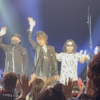 1月18日(日)山口：下関市民会館：全身全霊、最高の一夜をありがとうございました‼️
何度聞いても、その歌声、その言葉、その存在そのものに魂が揺さぶられて、生き返りましたー💖
上野さんの頑張りにも、命の煌めき、強さ、奇跡を感じてウルウル🥹
五味さんとのDUOで、演奏後に2人が握手したシーンもなんだかジーンとしました😌
一緒に過ごせる1秒1秒が本当に幸せでした✨
ありがとう❤️
次も楽しみにしています♪