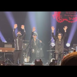 1月17日(土)広島：ふくやま芸術文化ホール リーデンローズ：今までのライブとはちょっと違う感覚で　
とても幸せな時間でした♪♪
嵐士さんの歌と語り、五味さんの穏やかな優しさと🎸の音色　そして上野さんが懸命に舞台で🎸を演奏している姿
それぞれのメンバーも含め　ステージの一体感が温かく素敵で　私は終始感動🥹でした
　T-BOLANに出会えた事本当に嬉しかった
まだまだ　他の会場にも会いに行きます
会場のみんなも含め　もっともっと愛をいっぱいにしましょう　ありがとう😊