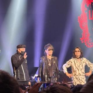 1月31日(土)東京：調布市グリーンホール 大ホール：年明け最初のLive。楽しみにしていました。今回も楽しい時間を過ごさせていただき元気を沢山貰えました。上野さんのガンが小さくなってる…本当に良かったです。無理せず最後まで完走して欲しいです。良いファンを持てて…的な事言っておられましたが…このバンドのメンバーさん達がみんなが思いやりのある良い人達だからこちらにも感染してるのだと思います💗親の姿見て子は育ちます😆
あとどれ位のLiveに参加できるかわからないですがついていかせて下さい。