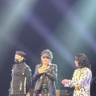 1月31日(土)東京：調布市グリーンホール 大ホール：嵐士さんの生歌はやっぱり最高です😎
心が折れそうな事があったばかりなので、大声をいっぱい出してストレス発散できました〜😁
今日もピカイチのShiny Daysが聴けて幸せ〜💖
t-bolan最高です！！