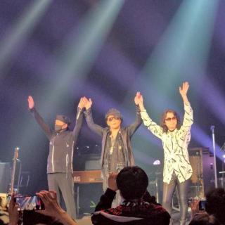 2月7日(土)埼玉：サンシティ越谷市民ホール　大ホール：第2弾の開幕
今年一発目〜石川✨私は1ヶ月ぶりのライブでワクワクが止まらなかった
やっぱりT-BOLAN🌟最高⤴︎⤴︎

ポストカードも追加されて欲しかった嵐士さんのカードと2枚のサイン入りカードも✨
当たり🩷石川…また一つ素敵な時が刻まれました
