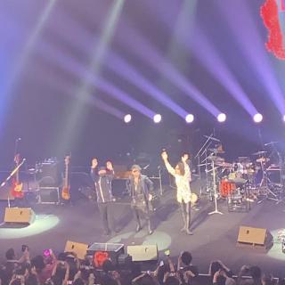 2月23日(月・祝)群馬：太田市民会館：ロックの聖地、群馬公演♪予定してなかったのですが、やっぱりどうしても行きたくなってチケットを取ったので3階席から参戦しました。
嵐士さん、五味さん、上野さんとの距離は遠くても臨場感は同じです！照明やバックに流れる映像などちゃんと見ることが出来、普段と違う景色が味わえて良かったです。こじやんが最後に叫んでくれる「ありがとう〜！」もしっかり届いてましたよ😆いつも素敵な音色を奏でてくれてありがとうございます。
t-bolan最高のバンドです‼️また会いに行きます😊
