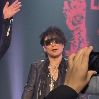 3月15日(日)熊本：市民会館シアーズホーム夢ホール（熊本市民会館）：幸せでしたー
2階席の「愛のために愛の中で」、会場の一体感がすごくて愛の波紋のひろがりを実感しました✨
嵐士さんの「幸せ〜」に胸キュン、胸アツ🫰
こちらこそ、いつもたくさん幸せをありがとうございます💖