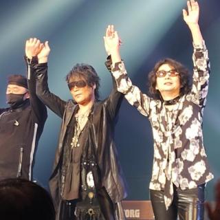 3月15日(日)熊本：市民会館シアーズホーム夢ホール（熊本市民会館）：ここ１年～私のライフスタイルがグッとかわり、あんなに何処へでも参戦出来ていた私が、今回のLiveは危うく行けなさそうな状況でギリギリで行けました
これまで本当にT-BOLANの唄に何度励まされてきたかな？Liveでどれだけ元気chargeしてたかな？等々…色んな思いが込み上げて２曲名『LOVE』から涙腺緩んでしまって…これで最後…とこんなに切ないLiveは辛かったけれど何が何でもって行きたい思いで行動起こし行けて良かったです
T-BOLANありがとう
Live運用に関わって下さっている全スタッフさんへも感謝です
