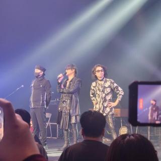 3月15日(日)熊本：市民会館シアーズホーム夢ホール（熊本市民会館）：このツアー4回目。上野さんコール、毎回大きくなってる気がします。次からはメガネかけてきてくださいね。嵐士さんはサングラスはずしてくれたのに五味さん側にもきて欲しかったです‪（ т т ）‬五味さん、毎回素敵な笑顔ありがとう。今回ジャンプ多かった\( *´꒳`*)/
今回もたくさんの幸せをありがとうございます。
まだ行きます!!