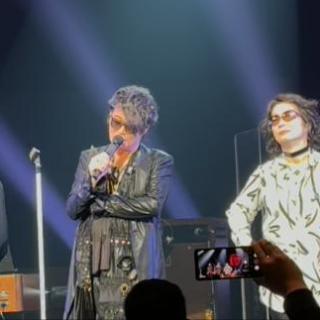 3月14日(土)福岡：福岡市民会館 大ホール：福岡は会場中が最初からもの凄いエネルギーで、そのパワーに圧倒され、会場によってこんなに違うんだなぁと改めて感じたライブでした。メンバーもノリノリでしたね！何回参加しても、もう一度、もう一度と何度でも参加したくなるライブです！毎回、感動をありがとうございます。