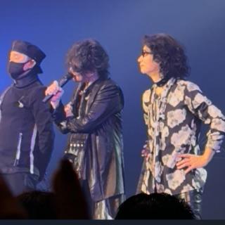 3月15日(日)熊本：市民会館シアーズホーム夢ホール（熊本市民会館）：熊本公演では、4列目の一番右端でした。前に席は無いものの、スクリーンは半分くらいしか見えずで、少しがっかりしていたのですが、「愛のために 愛の中で」での練り歩きの際、久しぶりに嵐士さんとハイタッチでき、最高に幸せな気持ちになりました。この日は、なんと２階席にも嵐士さんが現れて、２階席の方々も大喜びでしたね。観ていて、こちらまで嬉しくなりました。感動をありがとうございました。