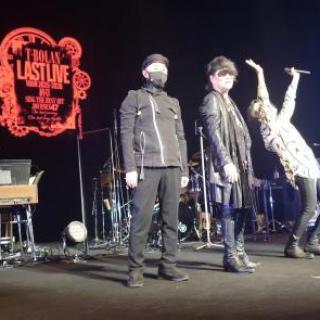 3月29日(日)福島：けんしん郡山文化センター（郡山市民文化センター）大ホール：この日誕生日の中学生も居てハピバソング一緒に歌わせていただきました🎤🎶
あったかくて熱すぎたライブ🔥
“喜多方に来た方”も冷めないほどでした笑
森友さんにMAGUちゃん見つけてもらい目の前でビックリした表情見れました😁✨
武道館に会いに行きますね😉