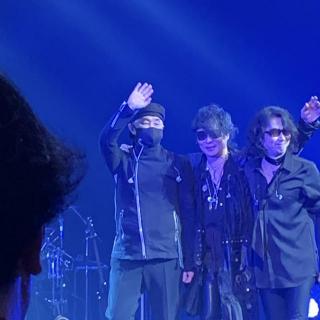 3月28日(土)宮城：トークネットホール仙台（仙台市民会館）大ホール：326の発表後、初のライブ仙台公演♪
キャンプファイヤーのようなファンミみたいな客席との距離感で温かいライブでした。
五味さんが嵐士さんの詩を朗読してくれたり、まさかのバラードアンコール、ファンにとっては嬉しいサプライズ満載に喜び爆上がり😆嵐士さんがメンバー、サポメン、スタッフ、そして私達にありがとうの感謝の言葉を述べてくれました。こちらこそ歌い続けてきてくれて感謝の気持ちでいっぱいです。
今夜も夢のような時間を共有することが出来て幸せです。ありがとうございました。武道館会いに行きます🩷