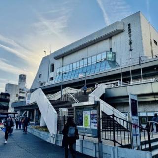1月31日(土)東京：調布市グリーンホール 大ホール：T-BOLAN LIVE2025-2026 調布市グリーンホールへ参戦✨
ランチは念願の横濱屋へ‼️レトロな雰囲気の中、どれも美味しかったです😋
嵐士風ストールをお披露目することが出来、お褒めのお言葉をありがとうです☺️
LIVEは、もちろん大盛り上がりで完全燃焼😎ハイタッチも出来て大満足でした💯