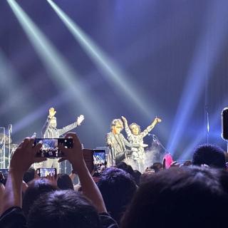 6月27日(土)広島：広島上野学園ホール：今夜も最高にかっこよかったです❤️
さすが嵐士さんの故郷、熱い熱い一夜でした。
やっぱり私にとって1番の幸せはその歌声を聴ける事なんだなぁって改めて実感しました✨
残りわずかとなりましたが、続く公演も楽しみにしています！