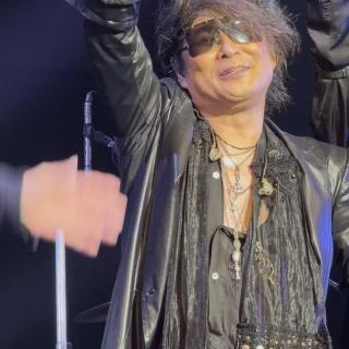 7月20日(月・祝)岐阜：バロー文化ホール【多治見市文化会館】：サイッコウ！！ホールライブのラストを飾る完璧すぎる最高のライブでした✨私もたくさんのライブに参加させていただきましたが、全国すべてのファンに逢いに行くという強い意志の元、スタートした"約束の旅" に相応しい本当に素晴らしいライブでした。この日の満面の笑み。私の心に刻まれて今も鮮明です。嵐士さんと一緒に旅をすることができて、本当に良かったです。私の誇りです✨素晴らしいライブツアーをありがとうございました💐