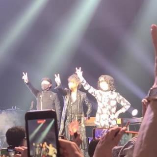 7月19日(日)三重：シンフォニアテクノロジー響ホール伊勢：三重のライブも最高でした。
heart of goldで嵐士さんが叫んだ「頑張った！」、心にジーンと響きました。
ハイタッチもできて良い思い出です。