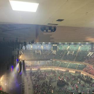 8月10日(月)東京：日本武道館：日本武道館、なかなかチケットがとれなかったけど1時間以上アクセスし続け執念で願いが叶い参戦することができました！かなり遠い席でしたが全力で歌い応援しました！
幸せな時間をありがとうございました😊
2028年７月まで、また楽しみに日々過ごしていきたいと思います！
