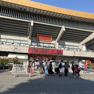 8月10日(月)東京：日本武道館：武道館行きました！T-BOLANの素敵な曲と嵐士たちの素敵な笑顔を見てとってHappyな気持ちになりました。ありがとう♡♡♡
『また会おうぜ！』いただきましたので、2年後？楽しみにしてるね😊💕