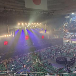 8月10日(月)東京：日本武道館：日本武道館は初じめてでしたが、規模が今までとは違い南西2階スタンドでしたが素敵な景色を観ることが出来ました✨そして嵐士さんの歌声が、とてものびのびとしていたようにも感じました🎤嵐士さんのおっしゃった継承、私も次の世代へ伝えていきたいとおもいます💝2年後の#T-BOLANがとても楽しみです。未来の楽しみを与えて下さりありがとうございます❤️
嵐士さん、上野さん、五味さん、サポートメンバーの皆さん、関係者の皆さんお疲れさまでした。また、お会い出来るのを楽しみに頑張りまーす🎶