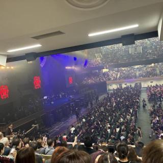 8月10日(月)東京：日本武道館：T-BOLAN  愛と感動をありがとう！
熱いステージに胸がいっぱいです。
スタンド席からでしたが
ハートのカードが金色に光りながら
アリーナに舞い降りる景色美しかった〜✨✨
一生忘れません💞